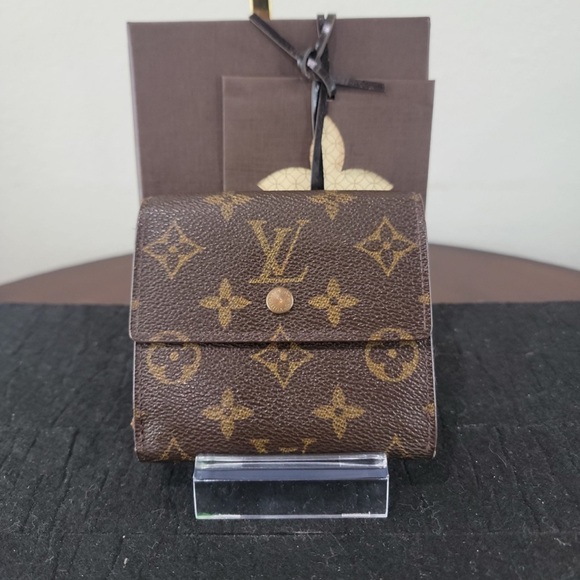 Louis Vuitton Classic Brown Monogram Card Holder - Picture 1 of 8